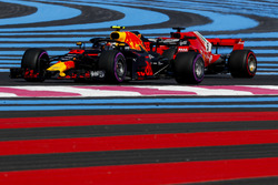 Max Verstappen, Red Bull Racing RB14 en Sebastian Vettel, Ferrari SF71H