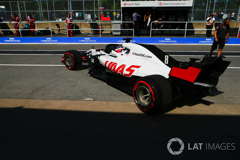 Romain Grosjean, Haas F1 Team VF-18, leaves the garage