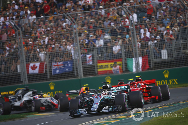 Lewis Hamilton, Mercedes AMG F1 W09, Kimi Raikkonen, Ferrari SF71H, Sebastian Vettel, Ferrari SF71H, Kevin Magnussen, Haas F1 Team VF-18 Ferrari, Max Verstappen, Red Bull Racing RB14 Tag Heuer