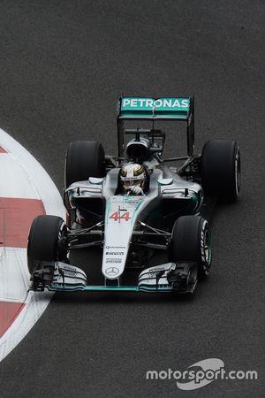 Lewis Hamilton, Mercedes AMG F1 W07 Hybrid