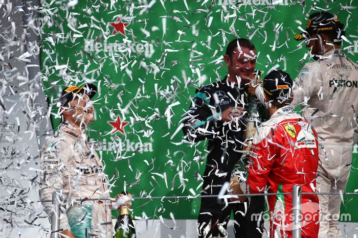 Podium: ganador, Lewis Hamilton, Mercedes AMG F1, segundo, Nico Rosberg, Mercedes AMG F1, tercero Sebastian Vettel, Ferrari