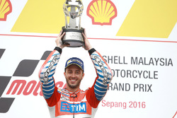 Podium : le vainqueur Andrea Dovizioso, Ducati Team