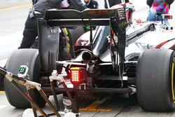 Задний диффузор на машине Дженсона Баттона, McLaren MP4-31