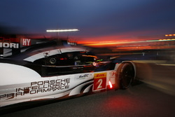 #2 Porsche Team Porsche 919 Hybrid: Romain Dumas, Neel Jani, Marc Lieb