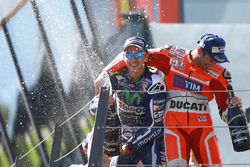 Ganador, Andrea Iannone, Ducati Team, tercero, Jorge Lorenzo, Yamaha Factory Racing