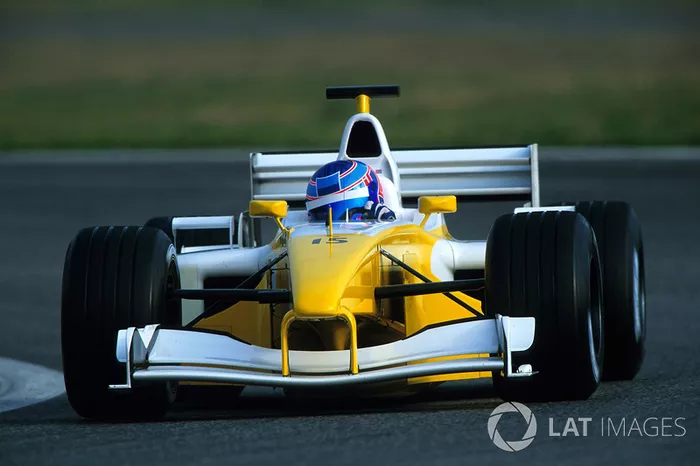 Renault 2002