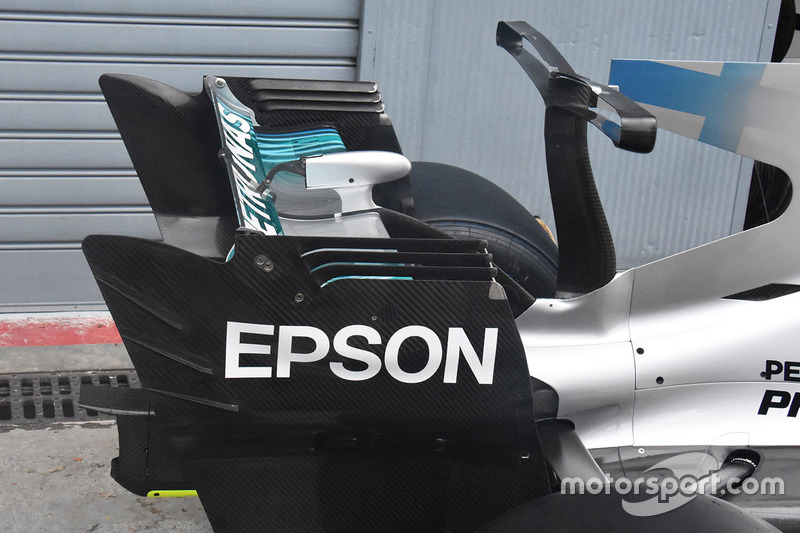 Mercedes AMG F1 W08 detalle del alerón trasero