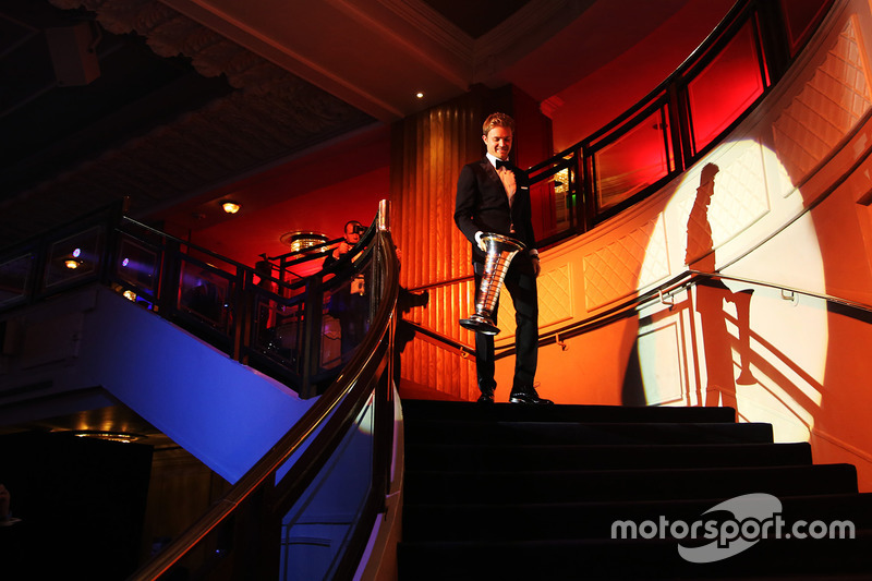6. Чемпіон світу Ніко Росберг, Mercedes AMG F1