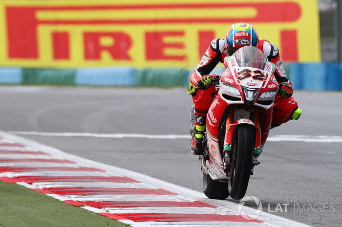 Lorenzo Savadori, Milwaukee Aprilia