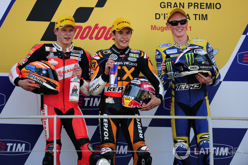 Podium: tweede plaats Stefan Bradl, racewinnaar Marc Marquez, derde plaats Bradly Smith