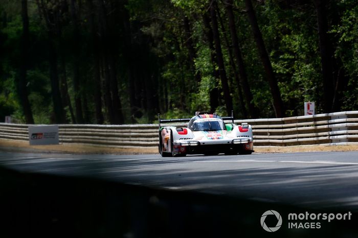 #6 Porsche Penske Motorsport Porsche 963 de Kevin Estre, Andre Lotterer, Laurens Vanthoor