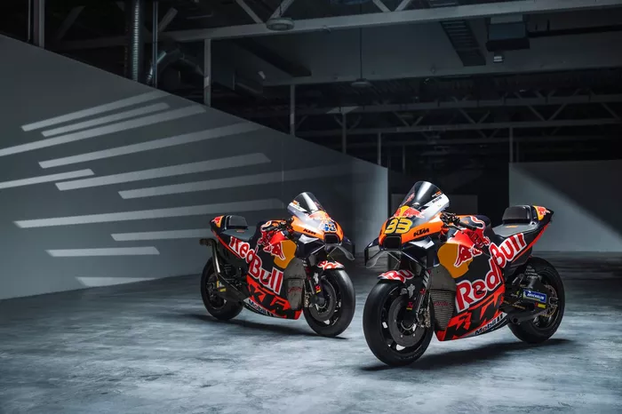 Las motos de Brad Binder y Jack Miller, Red Bull KTM Factory Racing 