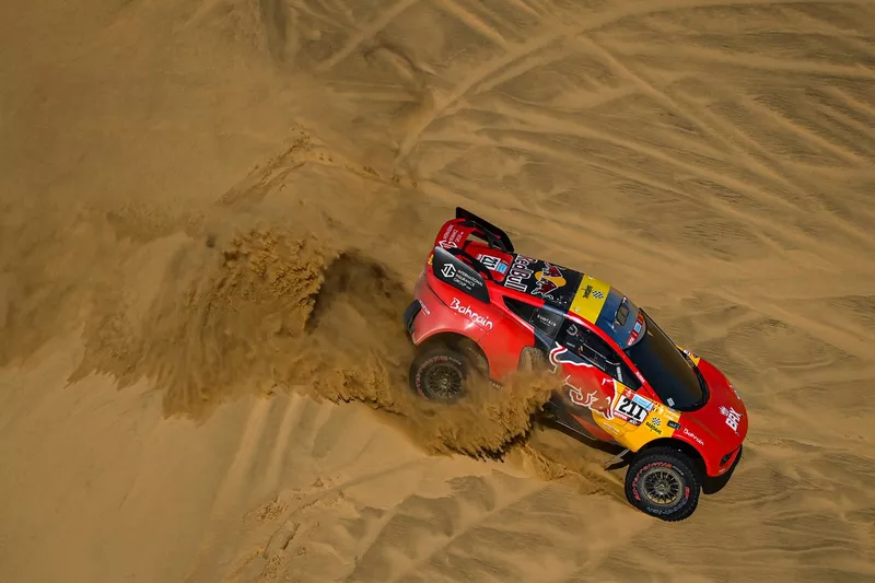 #211 Bahrain Raid Xtreme Prodrive: Sebastien Loeb, Fabian Lurquin
