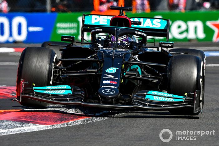 Lewis Hamilton, Mercedes W12