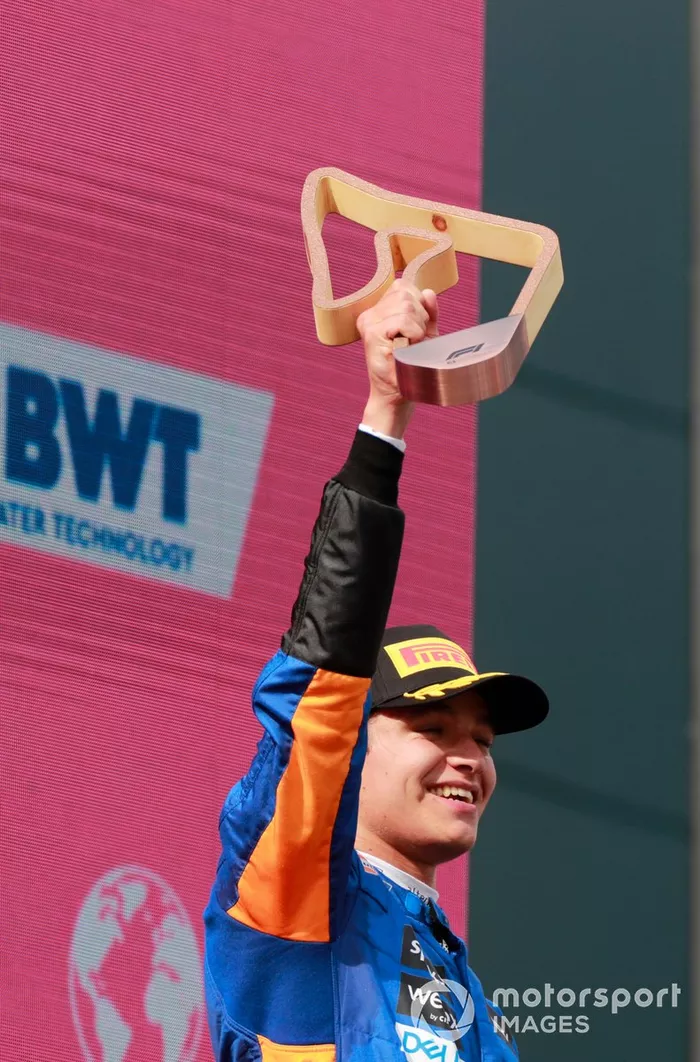 Podio: tercer lugar Lando Norris, McLaren