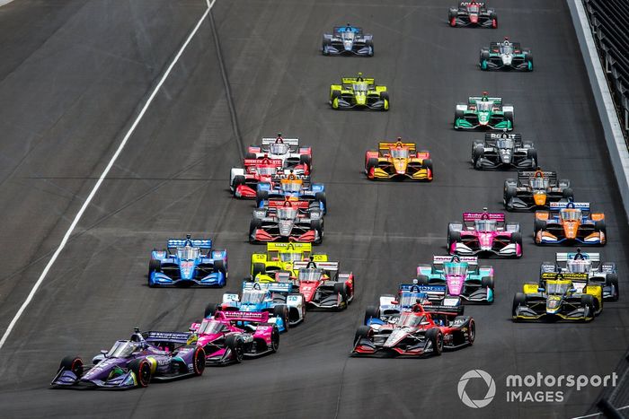 Arrancada, Romain Grosjean, Dale Coyne Racing with RWR Honda, Jack Harvey, Meyer Shank Racing Honda, Josef Newgarden, Team Penske Chevrolet, Alex Palou, Chip Ganassi Racing Honda, Simon Pagenaud, Team Penske Chevrolet, Dalton Kellett, A.J. Foyt Enterprises Chevrolet