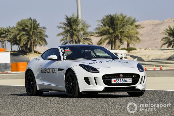 Coche de Control de Carreras