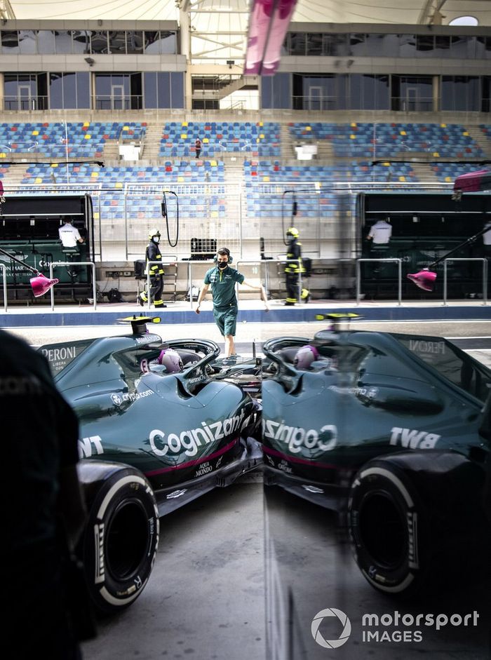 Sebastian Vettel, Aston Martin AMR21