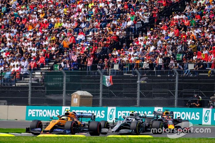 Lando Norris, McLaren MCL34, Valtteri Bottas, Mercedes AMG F1, Max Verstappen, Red Bull Racing RB15