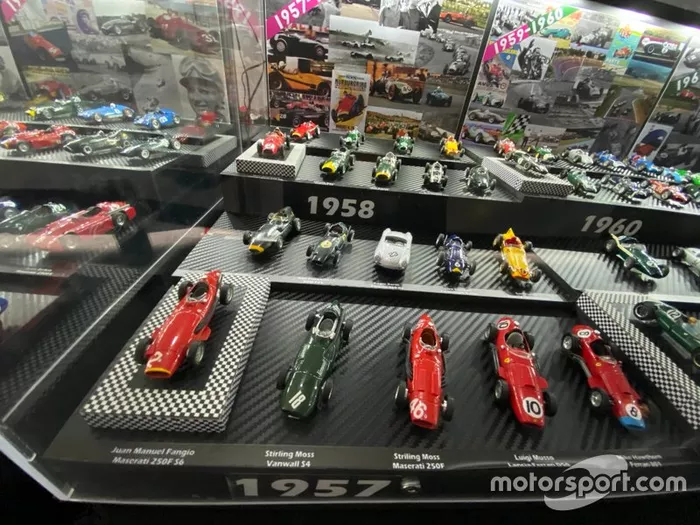 Colección de coches miniatura de F1