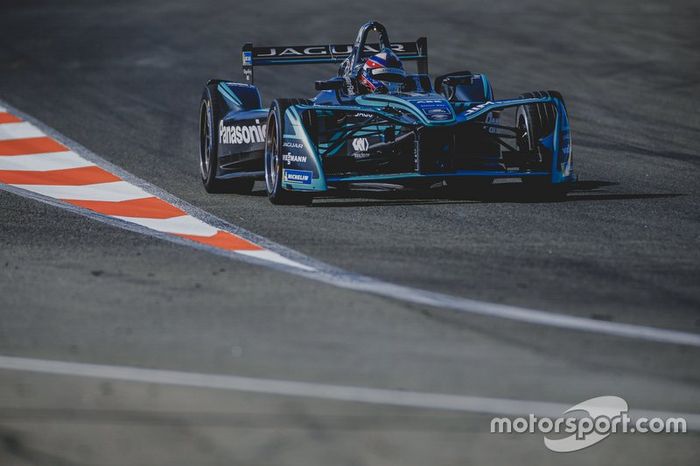 Teste de Sérgio Jimenez em carro da Fórmula E em Valência