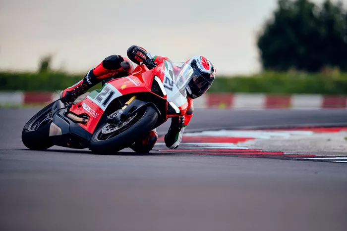 Ducati Panigale V2 Bayliss