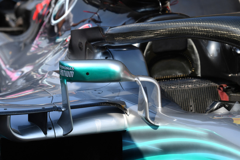 Rétroviseur de la Mercedes AMG F1 W09