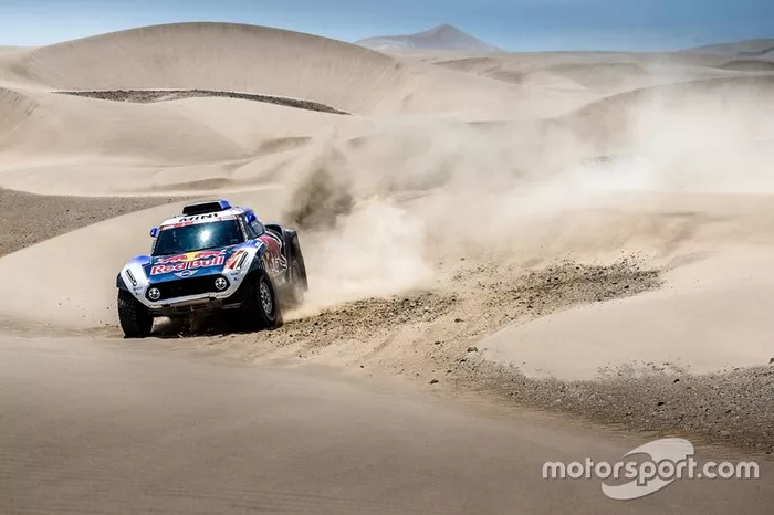 #300 X-Raid Mini JCW Team: Carlos Sainz, Lucas Cruz