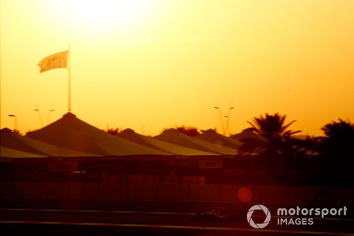 Lewis Hamilton, Mercedes AMG F1 W09 EQ Power+