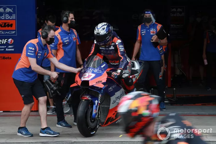 Iker Lecuona, Red Bull KTM Tech 3