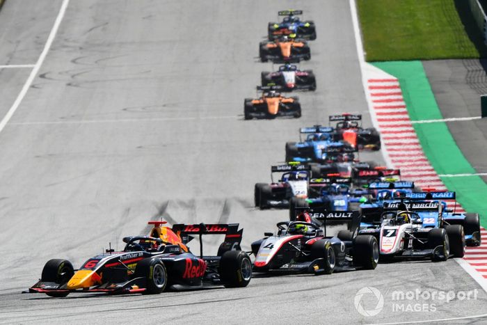 Dennis Hauger, Hitech Grand Prix. Max Fewtrell, Hitech Grand Prix y Theo Pourchaire, ART Grand Prix 