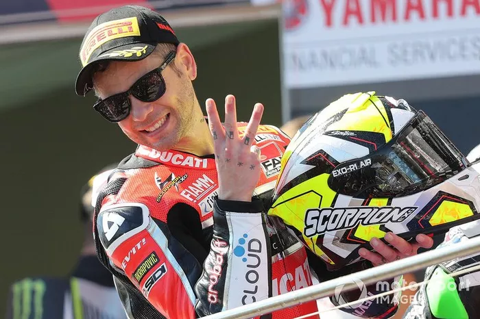 2019 - WorldSBK (Aruba.it Racing-Ducati Team)