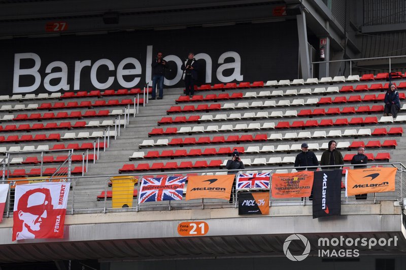 Tifosi McLaren con cartelloni