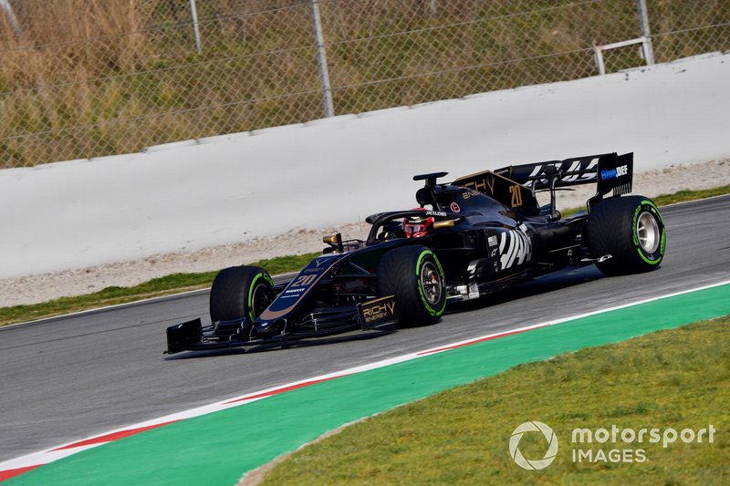Кевін Магнуссен, Haas F1 Team VF-19
