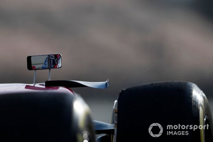 El espejo del Racing Point F1 Team RP19