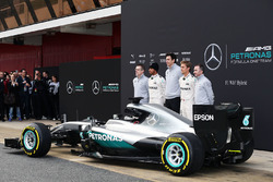 Энди Ковелл, менеджер по производительности Mercedes-Benz, Льюис Хэмилтон, Mercedes AMG F1, Тото Вол