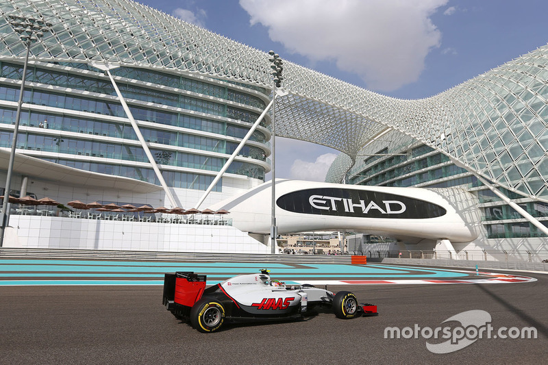 13. Esteban Gutierrez, Haas F1 Team VF-16