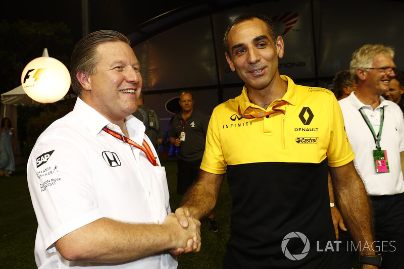 Zak Brown, McLaren-Chef, Cyril Abiteboul, Renault Sport F1, Geschäftsführer