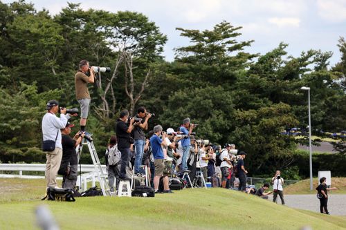 Los aficionados hacen fotos