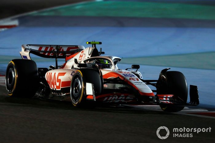 Mick Schumacher, Haas VF-22