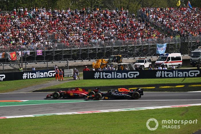 Carlos Sainz, Ferrari SF-23, Max Verstappen, Red Bull Racing RB19