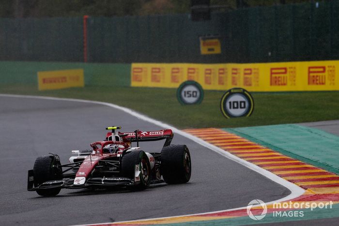 Zhou Guanyu, Alfa Romeo C42