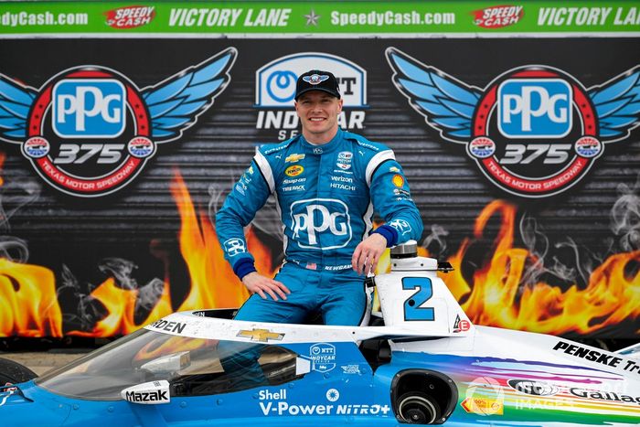 Josef Newgarden, Team Penske Chevrolet, Victory Lane