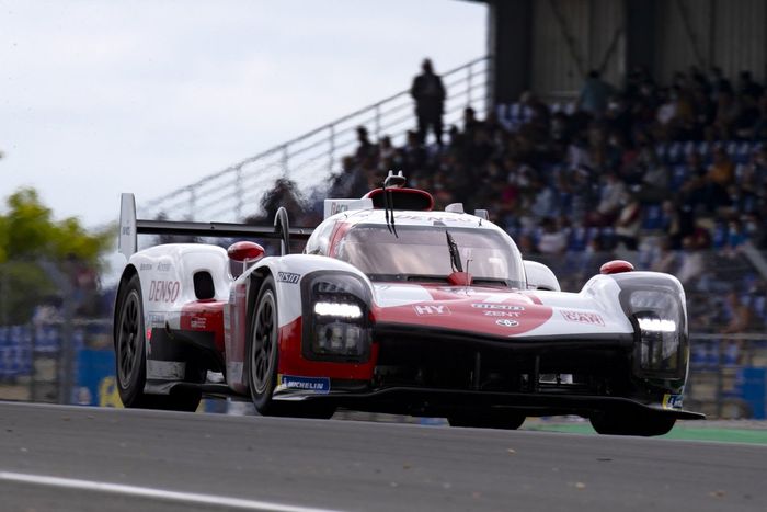 #7 Toyota Gazoo Racing Toyota GR010 - Hybrid Hypercar, Mike Conway, Kamui Kobayashi, Jose Maria Lopez