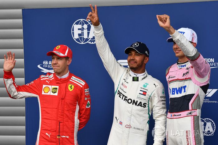 Segundo Sebastian Vettel, Ferrari, ganador de la pole Lewis Hamilton, Mercedes AMG F1 y tercero Esteban Ocon, Racing Point Force India F1 Team