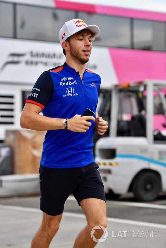 Pierre Gasly, Scuderia Toro Rosso, corriendo