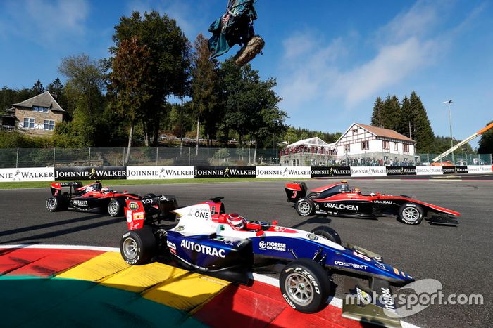 Pedro Piquet, Trident