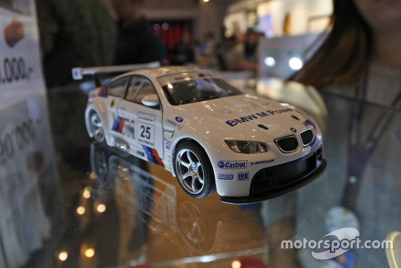 Diecast BMW M3 GT2
