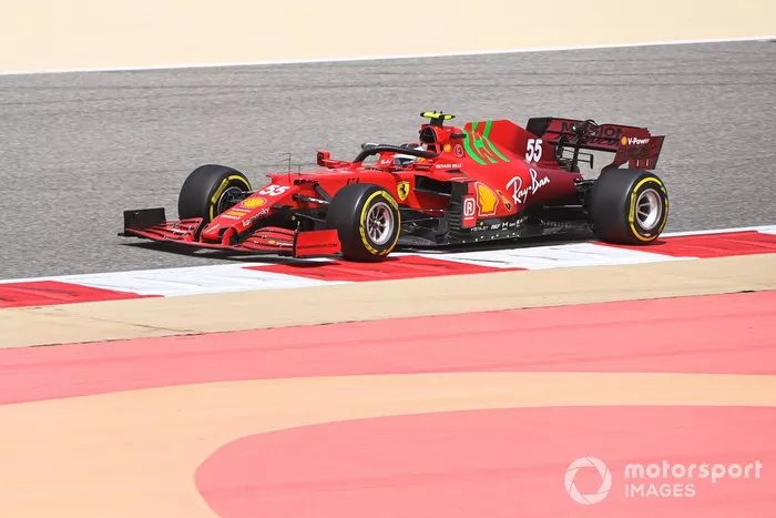 Carlos Sainz Jr., Ferrari SF21