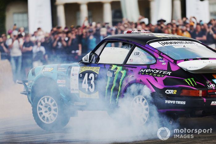 Richard Tuthill, Porsche 911 SC 